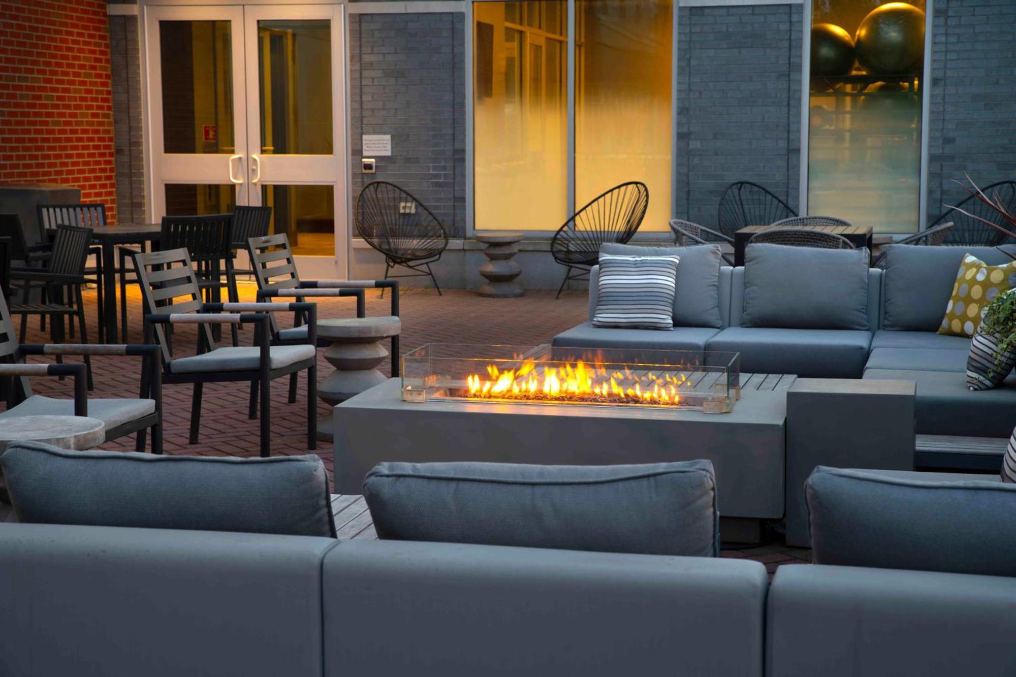 Residence Inn By Marriott Boston Конкорд Экстерьер фото