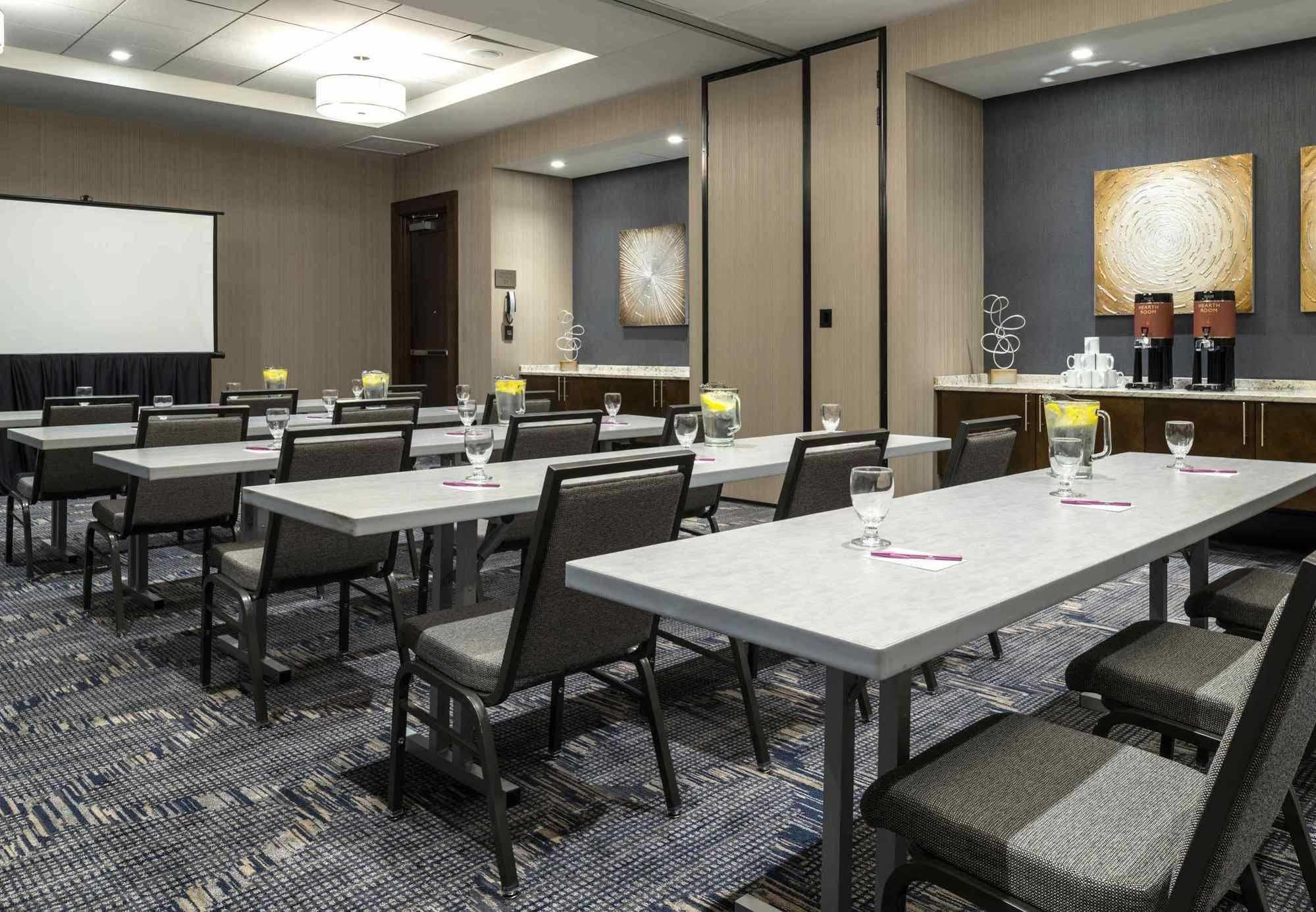 Residence Inn By Marriott Boston Конкорд Экстерьер фото